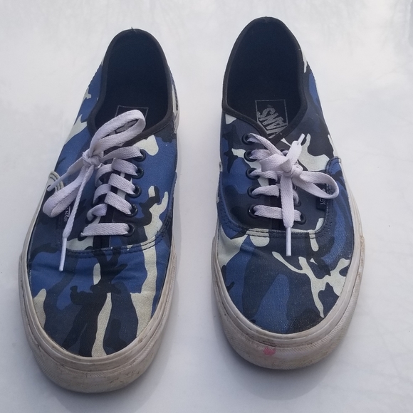 VANS - Picture 1 of 5